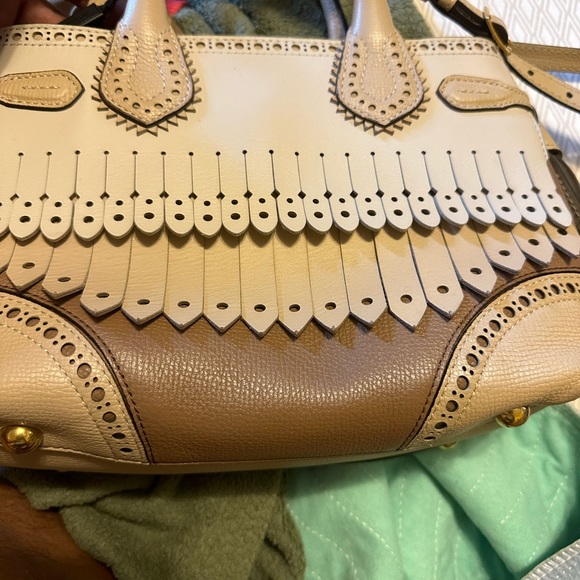 Used 4x w/tag Burberry Small Banner MSRP $1,890 - Picture 14 of 16